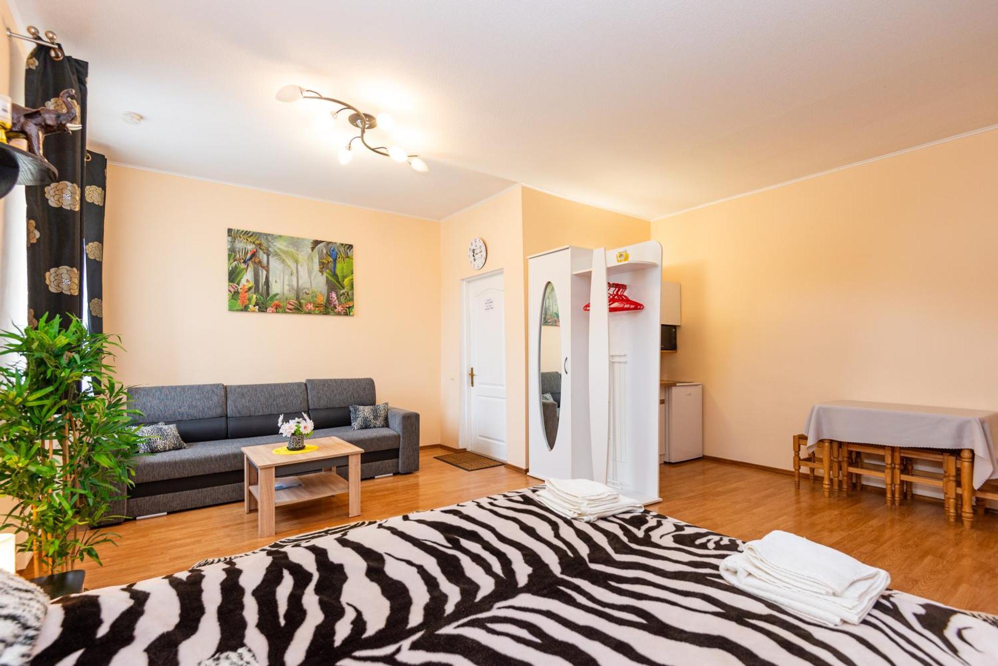 Apartamentai Pas Regina Паланга Екстериор снимка
